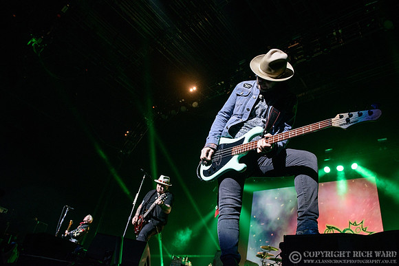 Black Stone Cherry