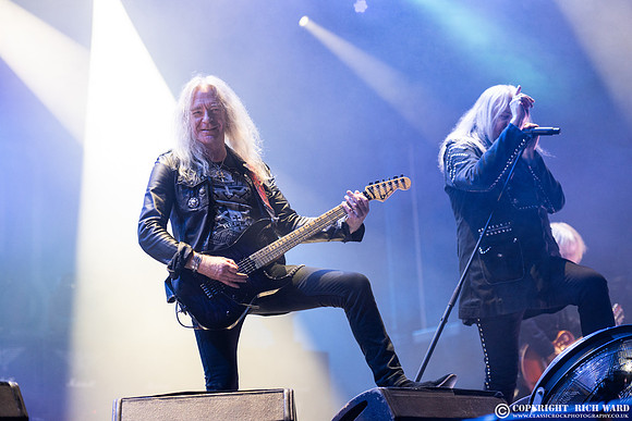 Saxon