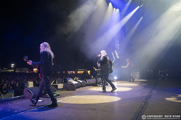 Saxon