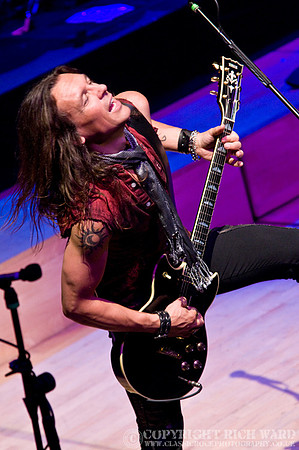 Glenn Hughes