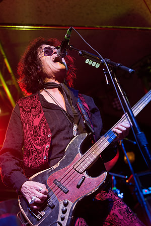 Glenn Hughes