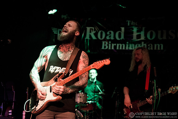 Kris Barras Band