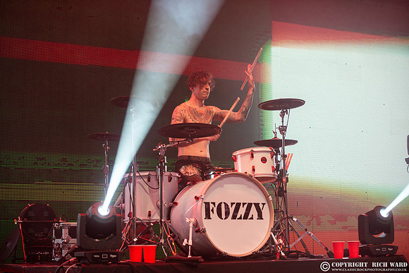 Fozzy
