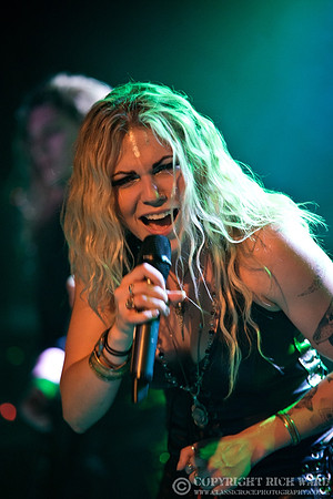 Kobra & The Lotus