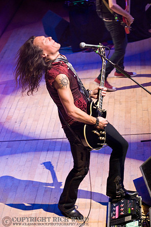 Glenn Hughes