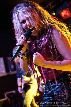 Kobra & The Lotus