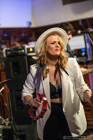 Elles Bailey