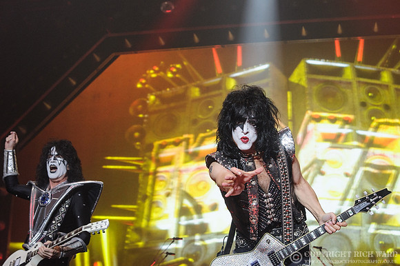 KISS