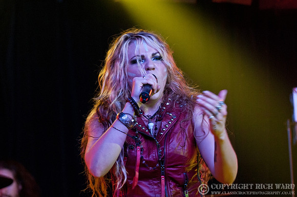 Kobra & The Lotus