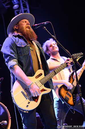 Robert Jon & The Wreck