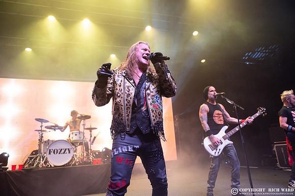 Fozzy