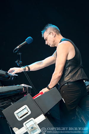 FM