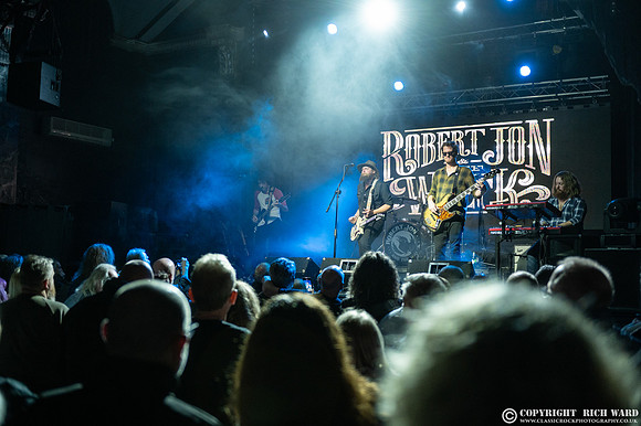 Robert Jon & The Wreck