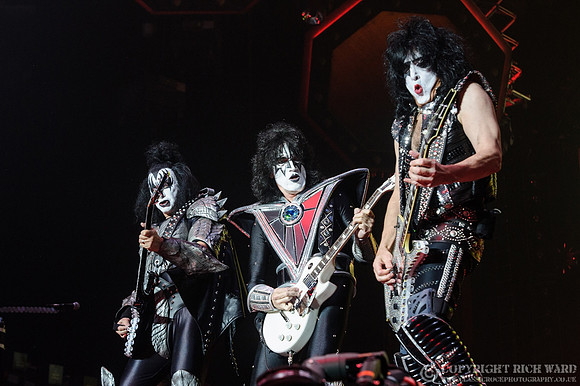 KISS