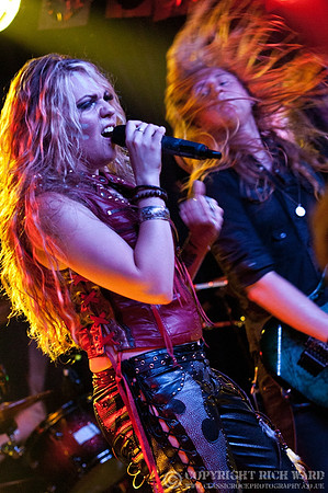 Kobra & The Lotus