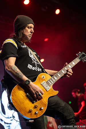 Phil Campbell & The Bastard Sons