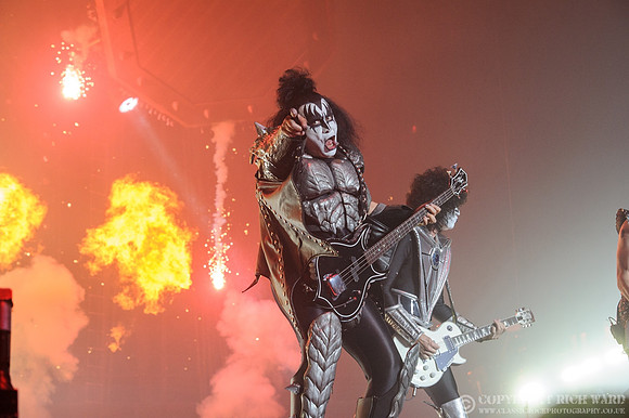KISS