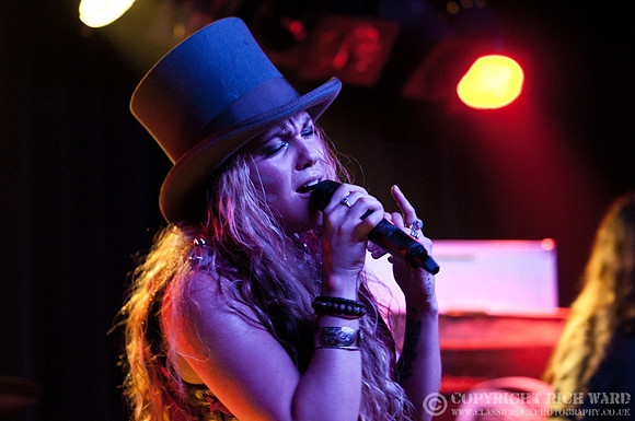 Kobra & The Lotus