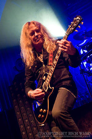 Saxon