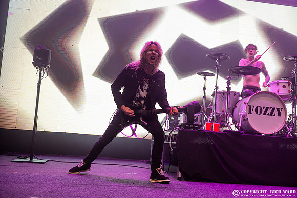 Fozzy