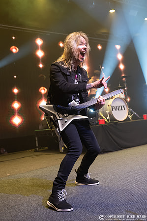 Fozzy