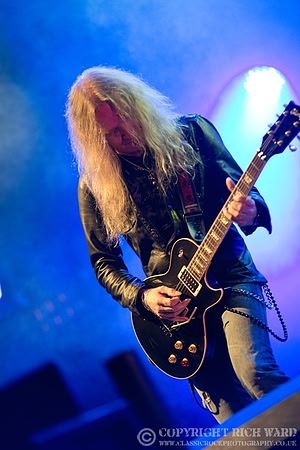 Saxon