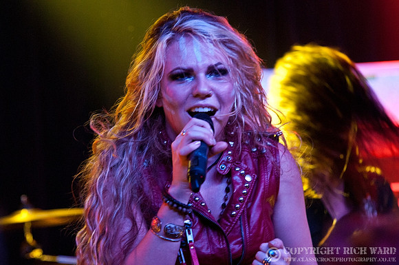 Kobra & The Lotus