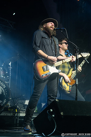 Robert Jon & The Wreck