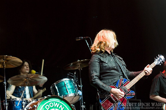 Joe Elliot's Down 'N' Outz