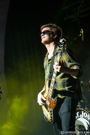 Robert Jon & The Wreck