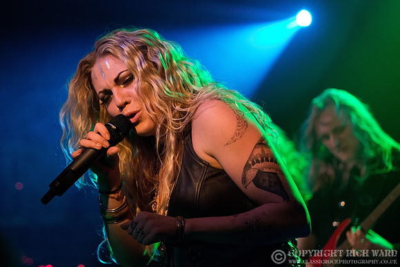 Kobra & The Lotus