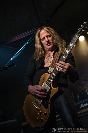 Dead Daisies