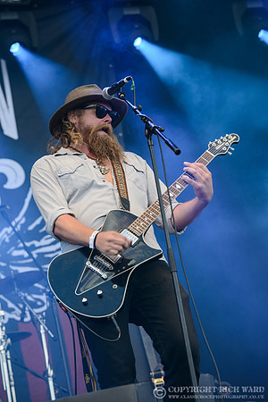 Robert Jon & The Wreck