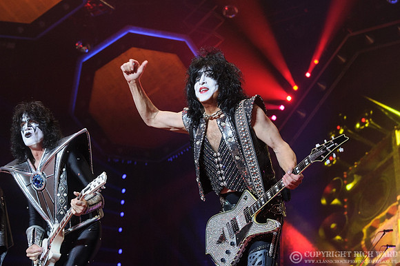 KISS