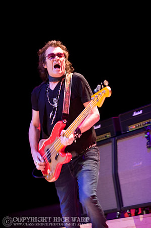 Glenn Hughes