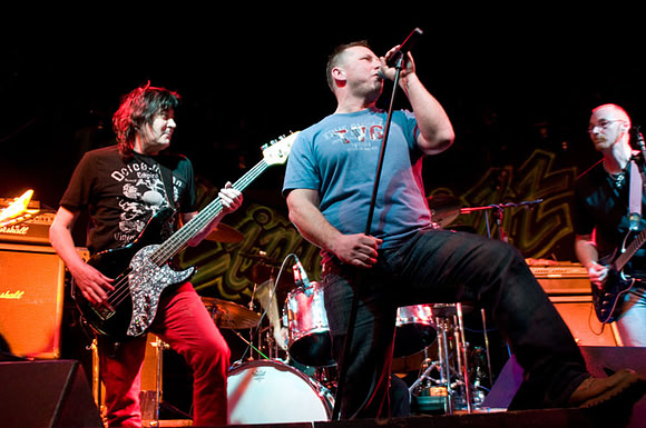 UFO Tribute with Pete Way