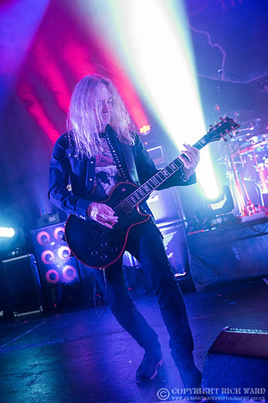 Saxon