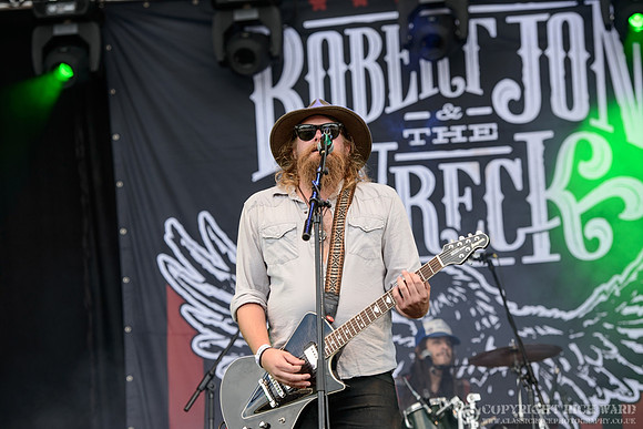 Robert Jon & The Wreck
