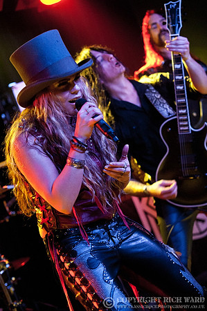 Kobra & The Lotus