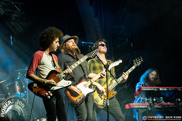 Robert Jon & The Wreck
