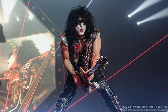 KISS