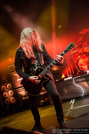 Saxon