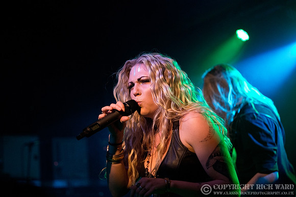 Kobra & The Lotus