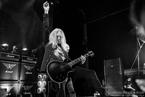 Saxon