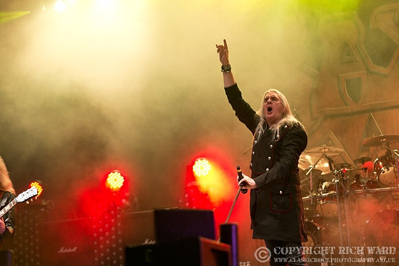 Saxon