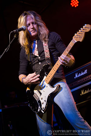 Glenn Hughes