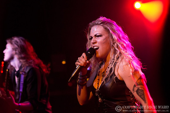 Kobra & The Lotus