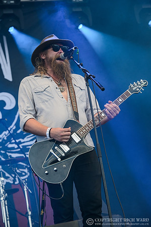 Robert Jon & The Wreck