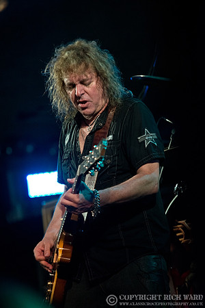 Y&T