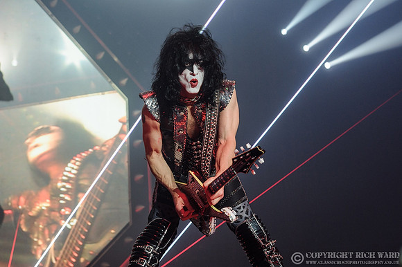KISS